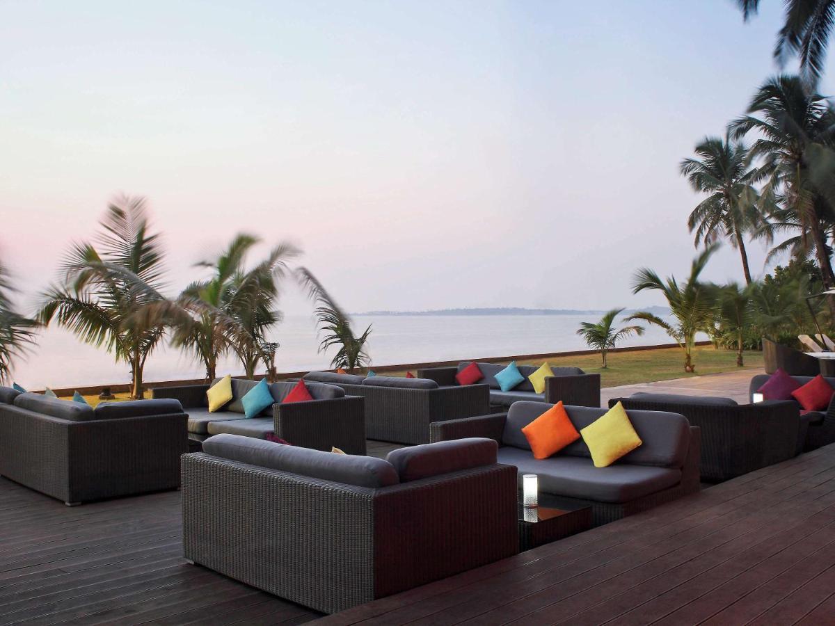 Novotel Mumbai Juhu Beach Εξωτερικό φωτογραφία The Beach Bar