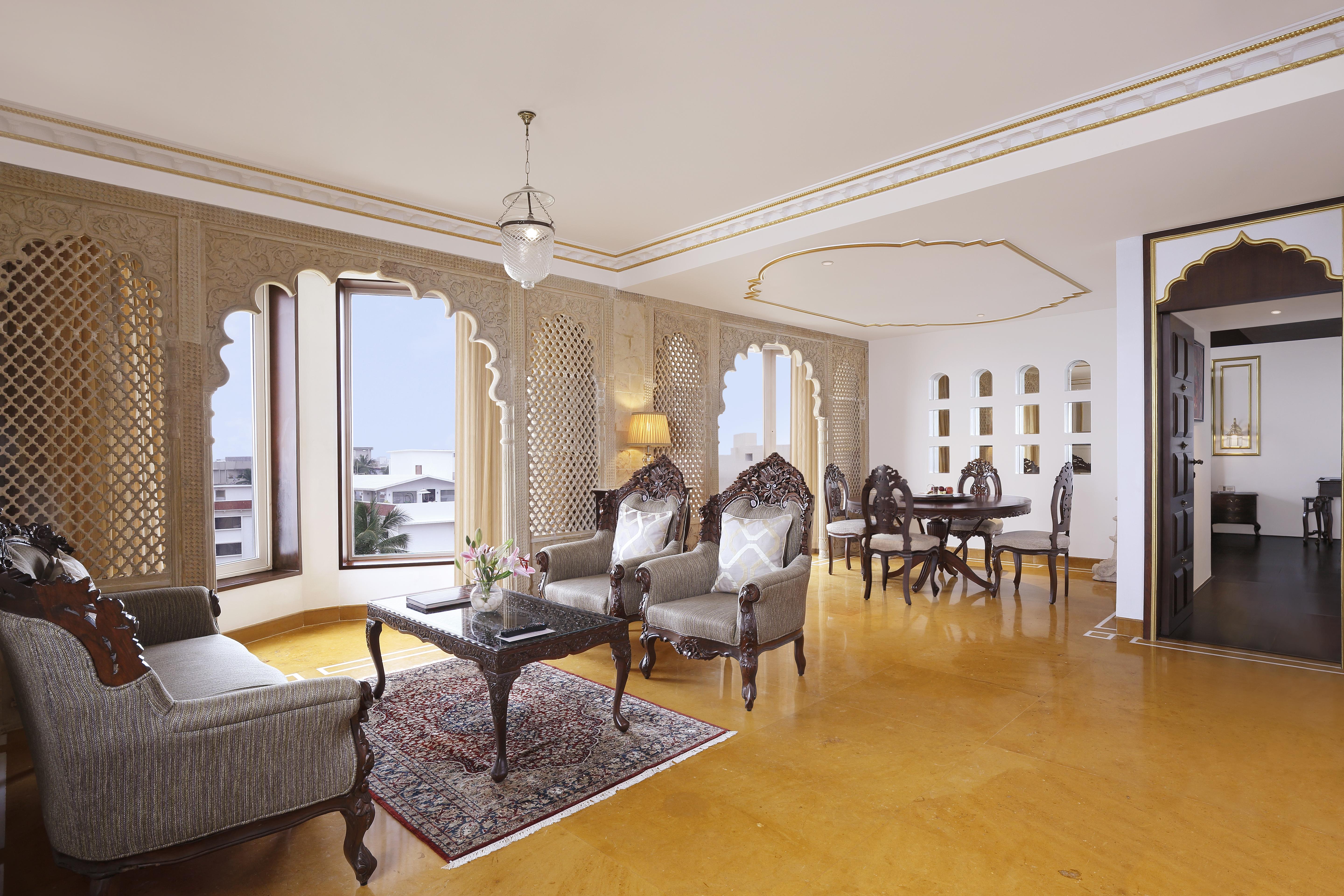 Novotel Mumbai Juhu Beach Εξωτερικό φωτογραφία A suite at the Taj Mahal Palace