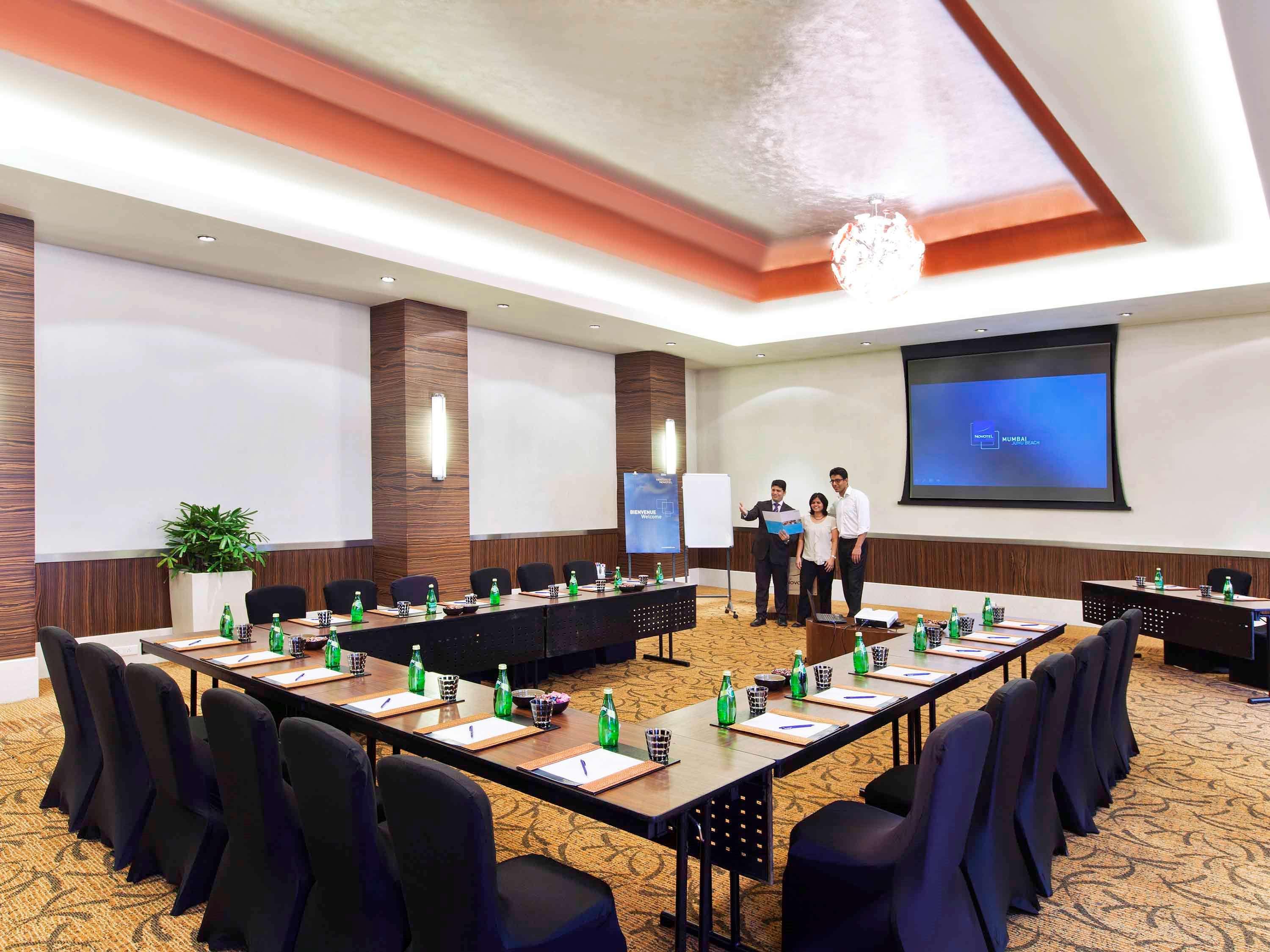 Novotel Mumbai Juhu Beach Εξωτερικό φωτογραφία Meeting room